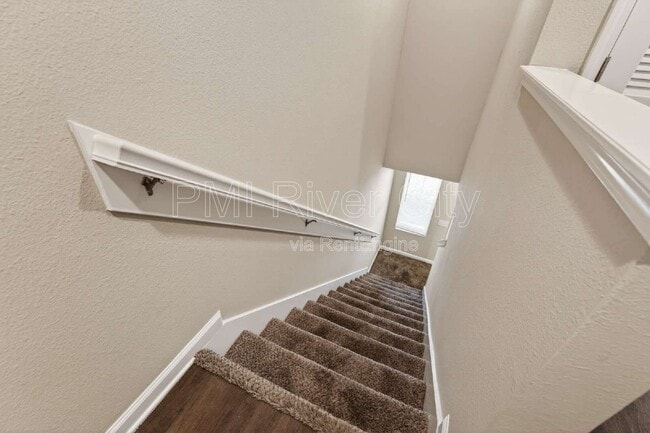 Building Photo - 7608 Rain Forest Dr N