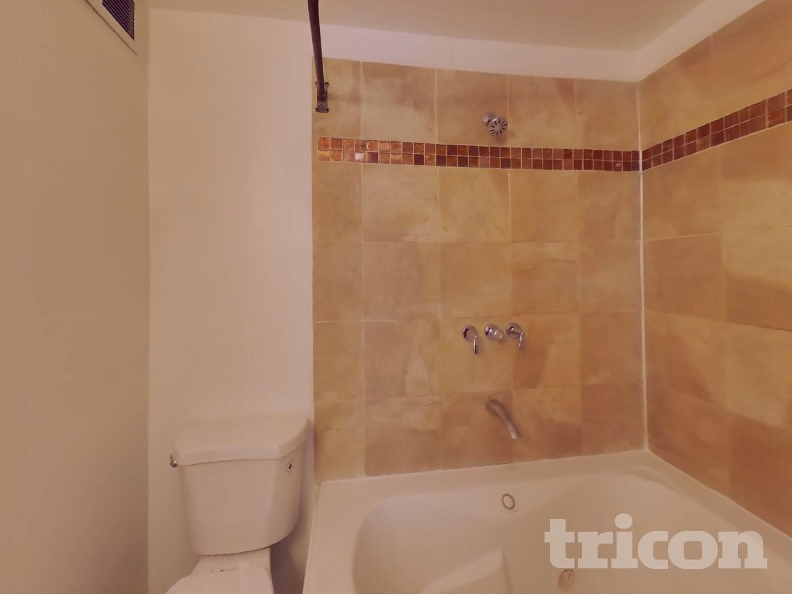 Building Photo - 2414 Garden St