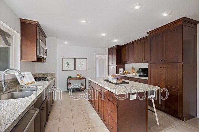 Building Photo - 1300 Antigua Way