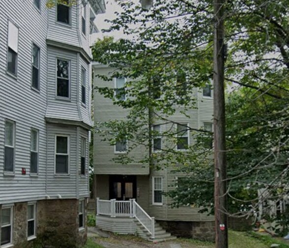 Building Photo - 17 Parker Hill Ave