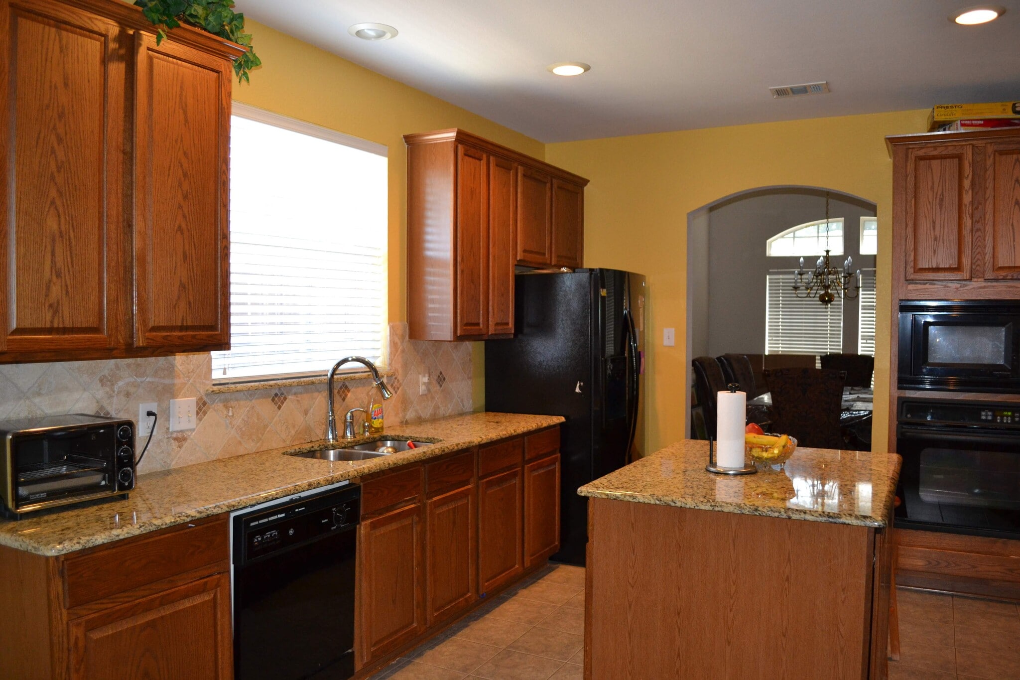 Entry / Formal - 6437 Branchwood Trail