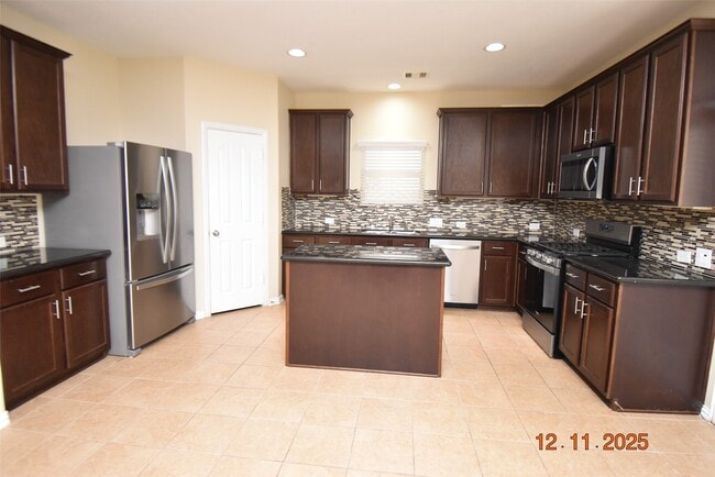 Building Photo - 10806 Clear Arbor Ln