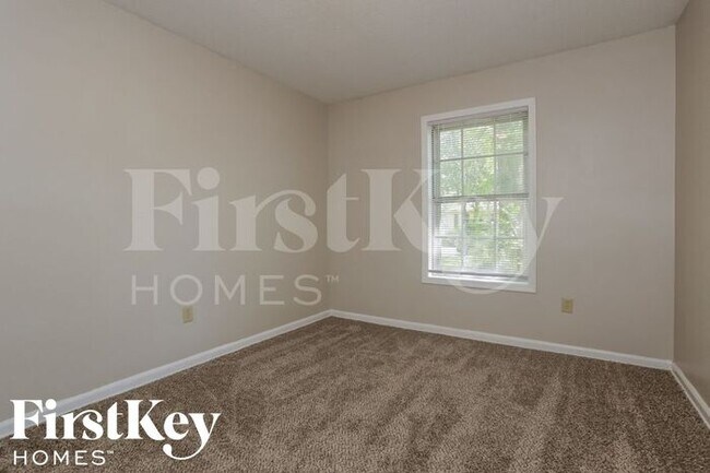 Building Photo - 6156 Lacewood Cove