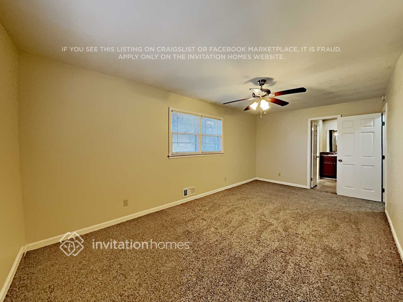 Building Photo - 624 Princess Cir