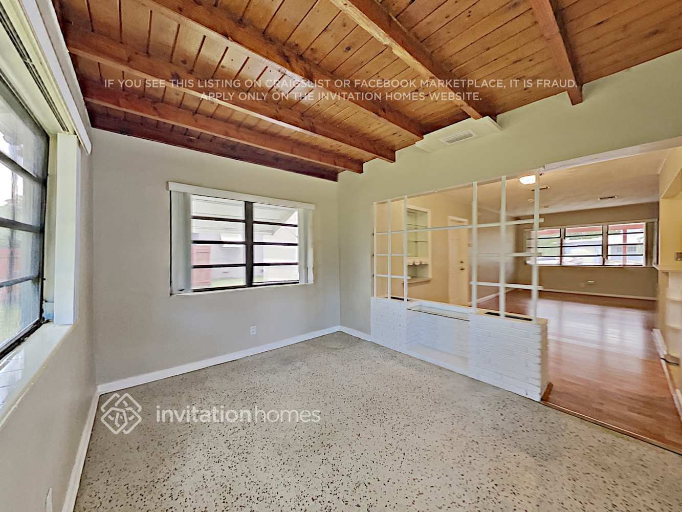 Building Photo - 6700 SW 19th St
