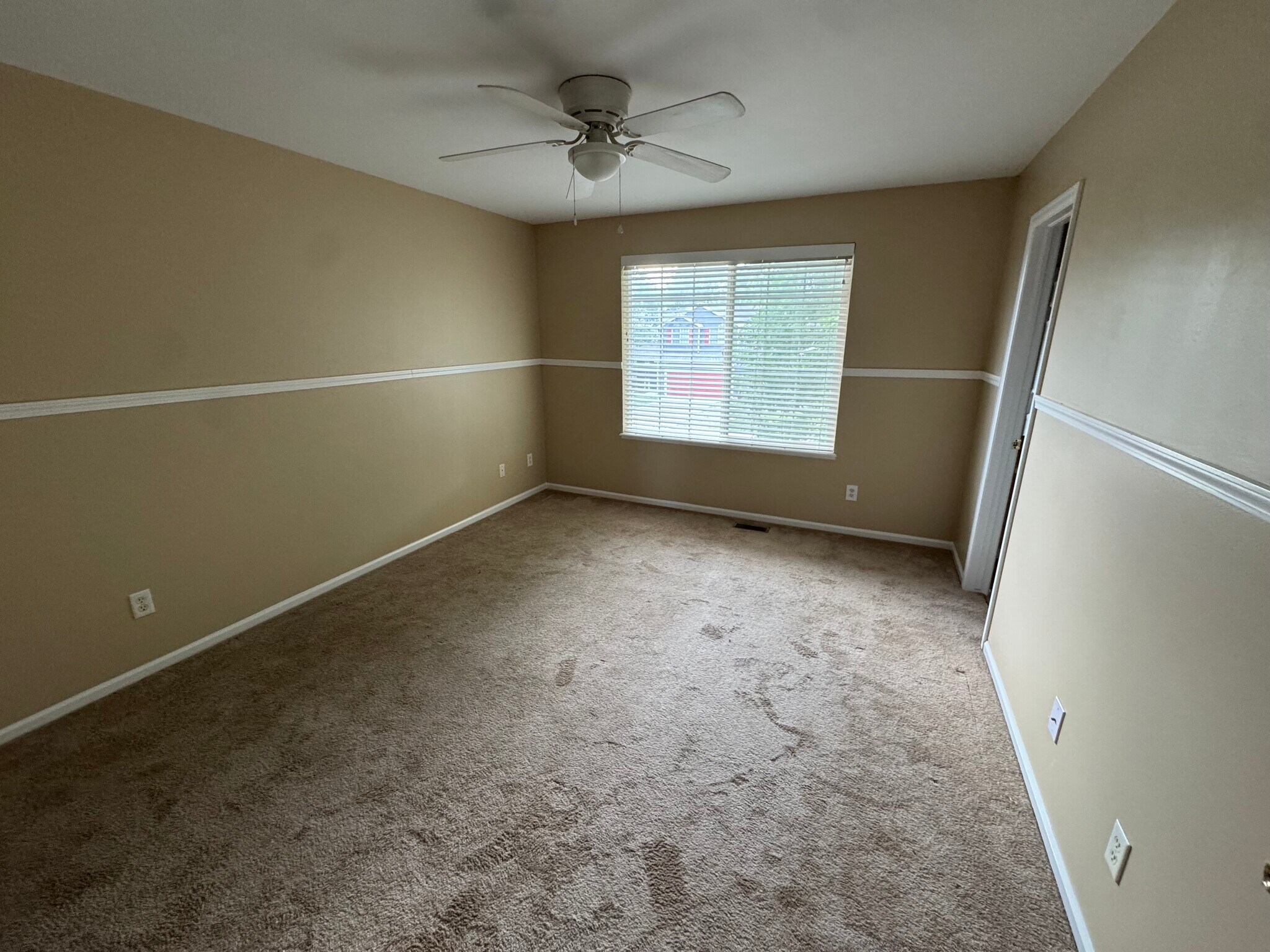 Building Photo - 4243 Gunbarrel Dr