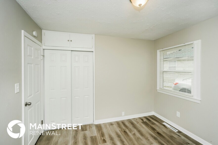 Building Photo - 8501 Shirley Ln