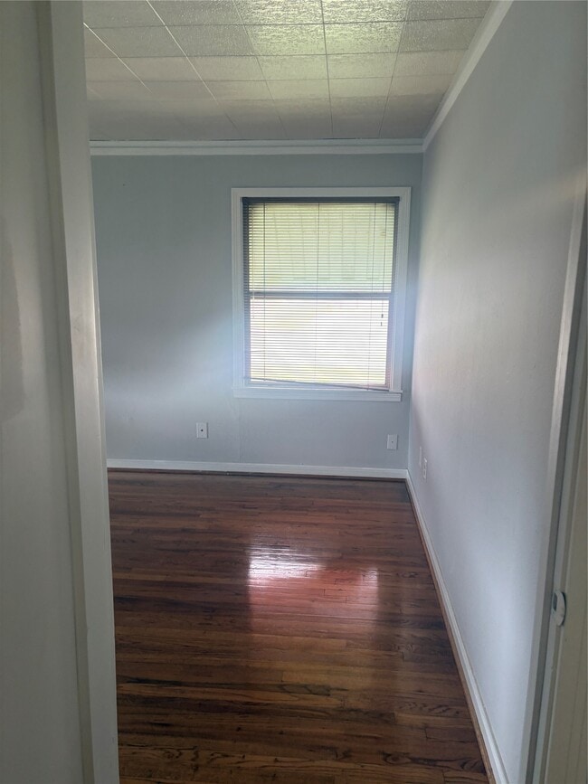 Building Photo - 3002 Carter St