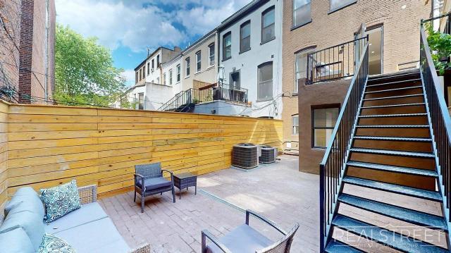 Building Photo - 3 bedroom in BROOKLYN NY 11216