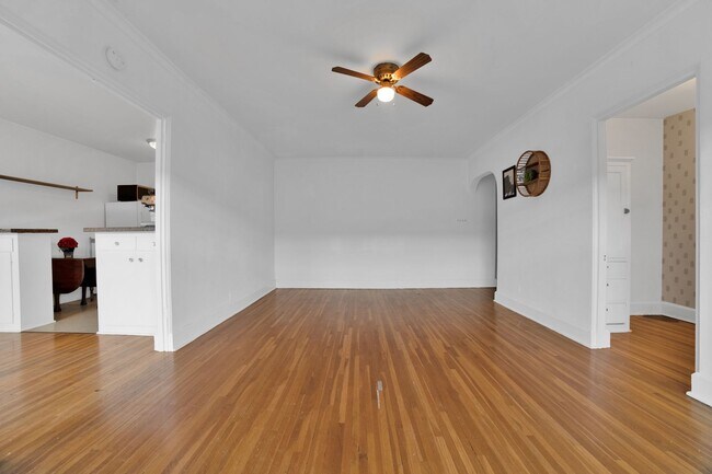 Floorplan - 610 Summit Apartments