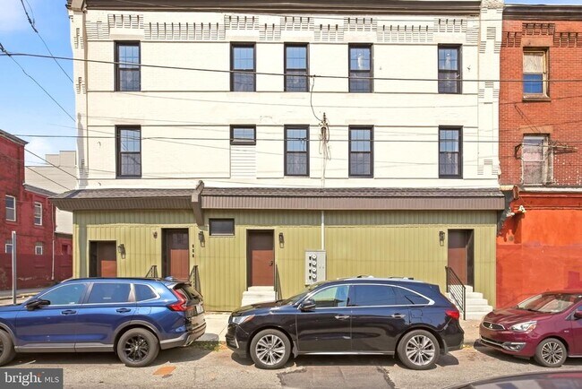 Building Photo - 1720 N 24th St