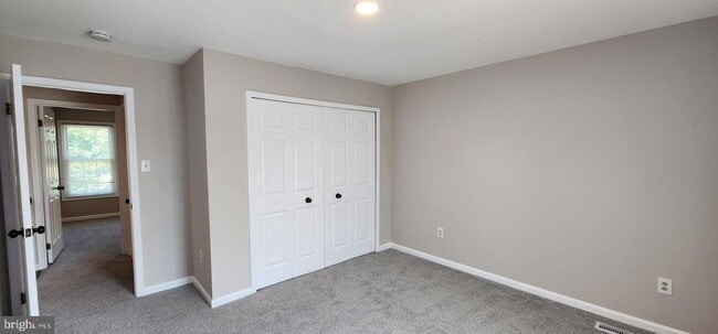 Building Photo - 3145 Elmmede Rd