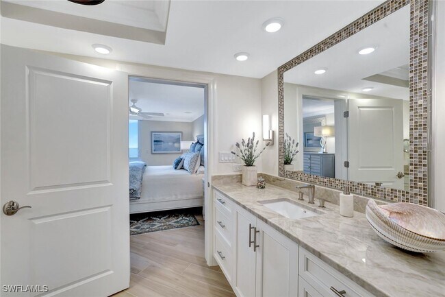 Building Photo - 4041 Gulf Shore Blvd N