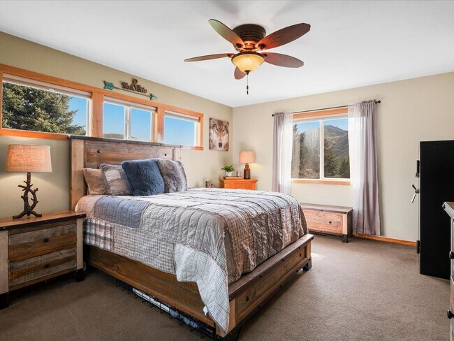 Building Photo - Spacious Single-Level Home in Wilderness Ranch