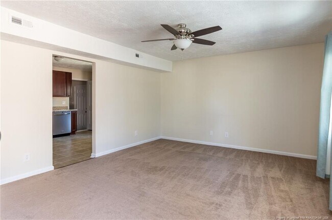 Building Photo - 3705 Persimmon Rd