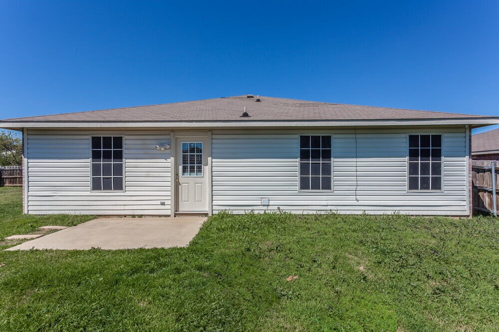 Building Photo - 918 Anvil Creek Dr