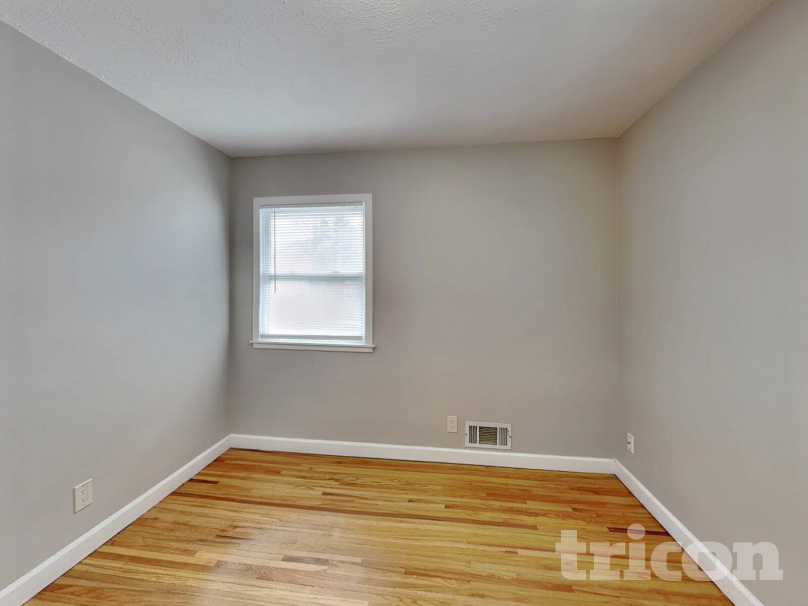 Building Photo - 4010 Monroe St NE