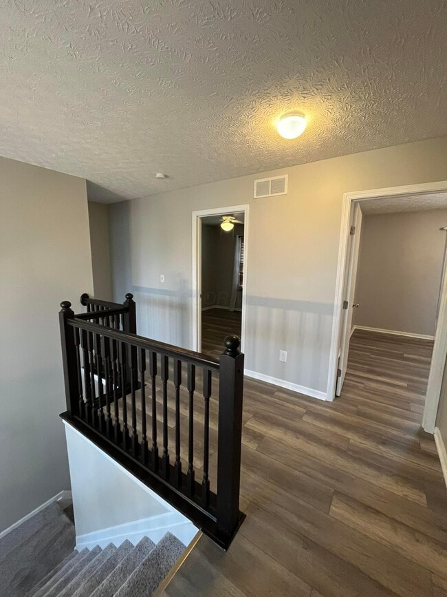 Building Photo - 208 Caswell Dr