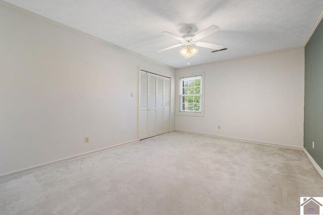 Building Photo - 51 Martin Cir