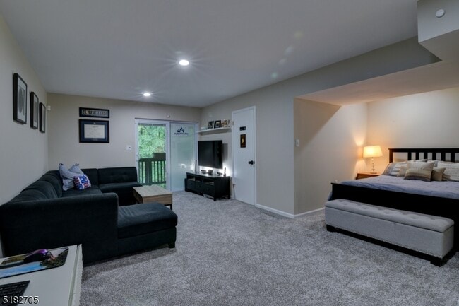 Building Photo - 78 Canterbury Rd