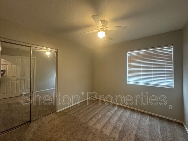 Building Photo - 23769 W La Canada Blvd