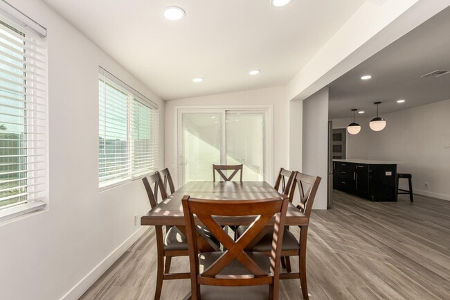 Building Photo - 6701 E Culver St