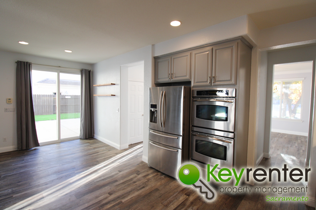Building Photo - 1099 Chesley Ln