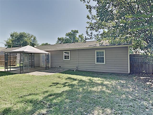 Building Photo - 805 Aransas Dr