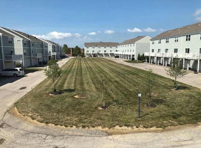 Building Photo - 5443 Spring River Ave