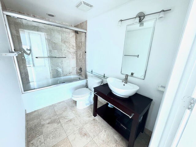 Building Photo - 350 S Miami Ave