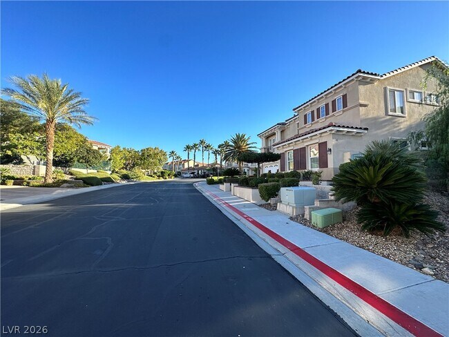 Building Photo - 1211 Martini Dr