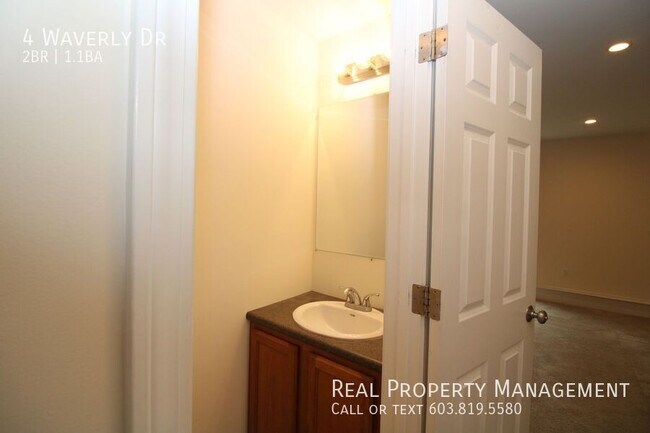 Building Photo - 4 Waverly Dr