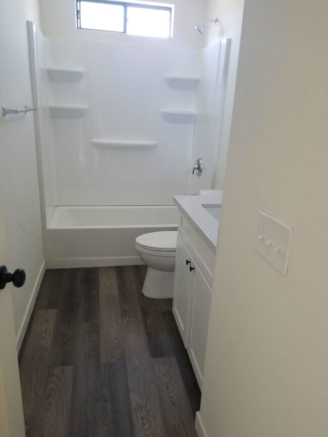 Building Photo - Charming Ground-Level 2BR/1BA with Private Patio Backyard