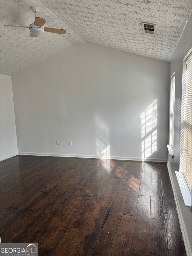 Building Photo - 3859 Shenfield Dr