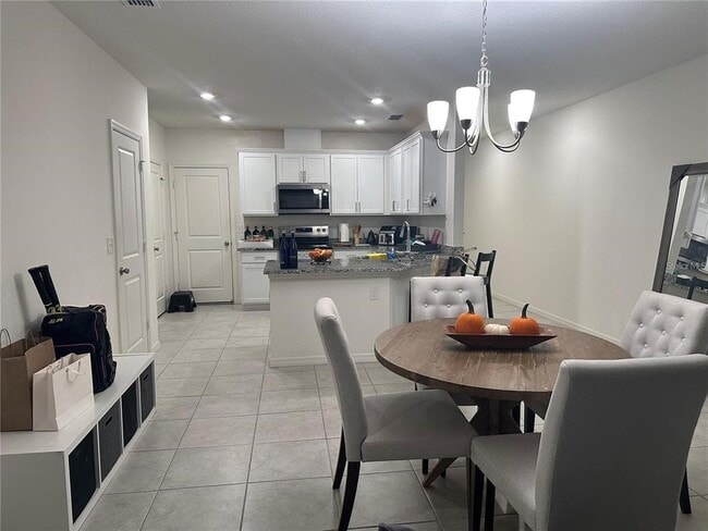 Building Photo - 3855 Hampton Chase Ln