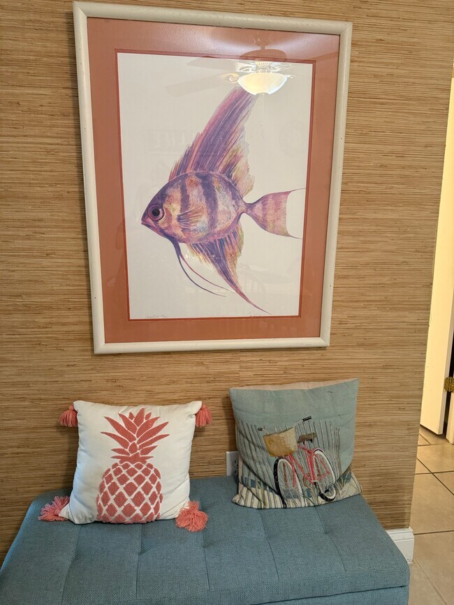 Building Photo - 10037 62nd Ter