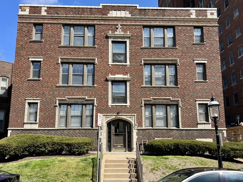 Building Photo - 4415 Pershing Ave.