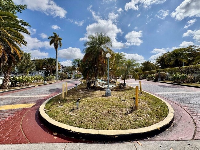 Building Photo - 8335 SW 152nd Ave