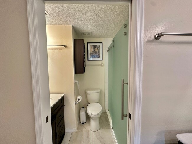 Building Photo - 1 bedroom unit at The Links in Haile Plant...