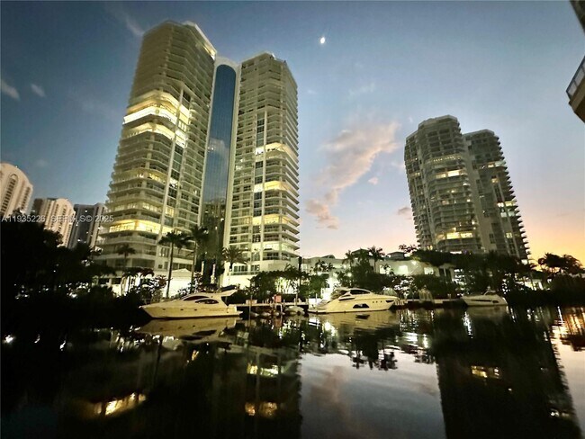 Building Photo - 250 Sunny Isles Blvd