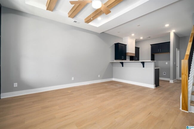 Building Photo - 1038 Windsor Dr