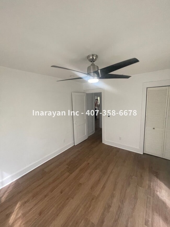 Building Photo - Newly Remodeled 2/1 House with cozy porch