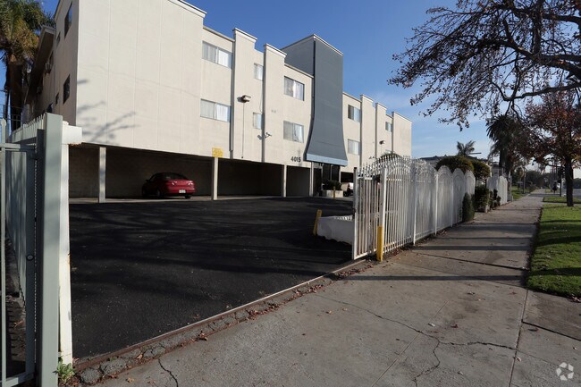 Building Photo - 4015 W Adams Blvd