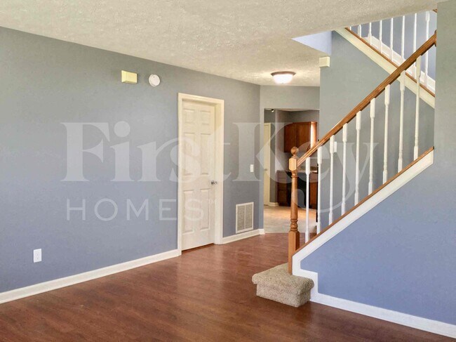 Building Photo - 10703 Regis Ct