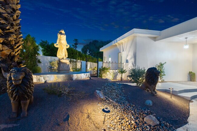 Building Photo - 74775 Del Coronado Dr