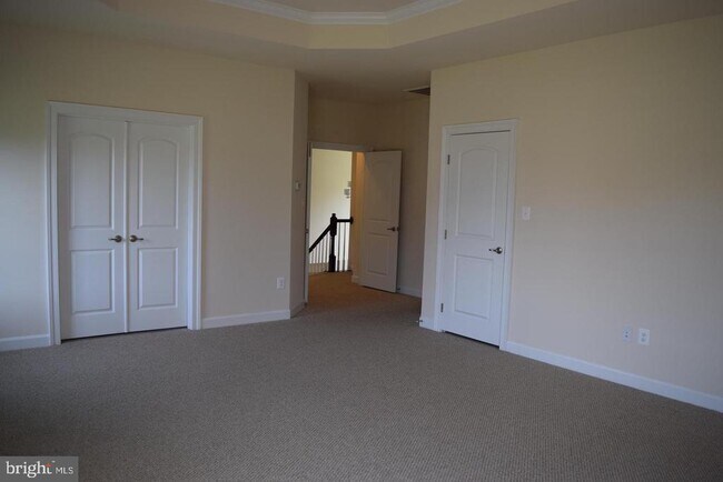 Building Photo - 42159 Tecumseh Hills Dr