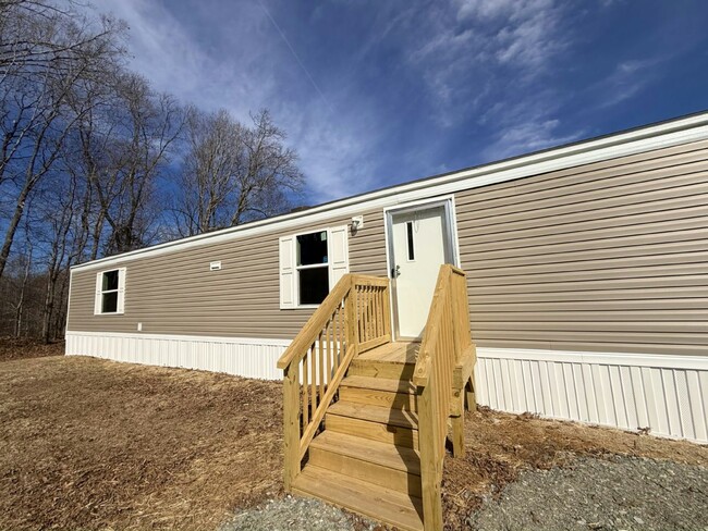 Building Photo - 751 Kernodle Ln