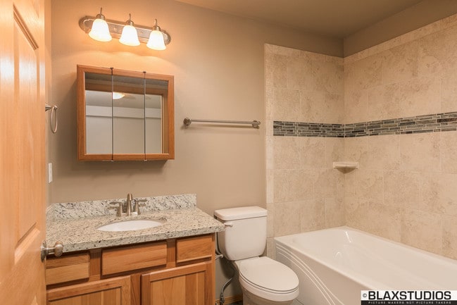 Building Photo - 4727 N Baron St