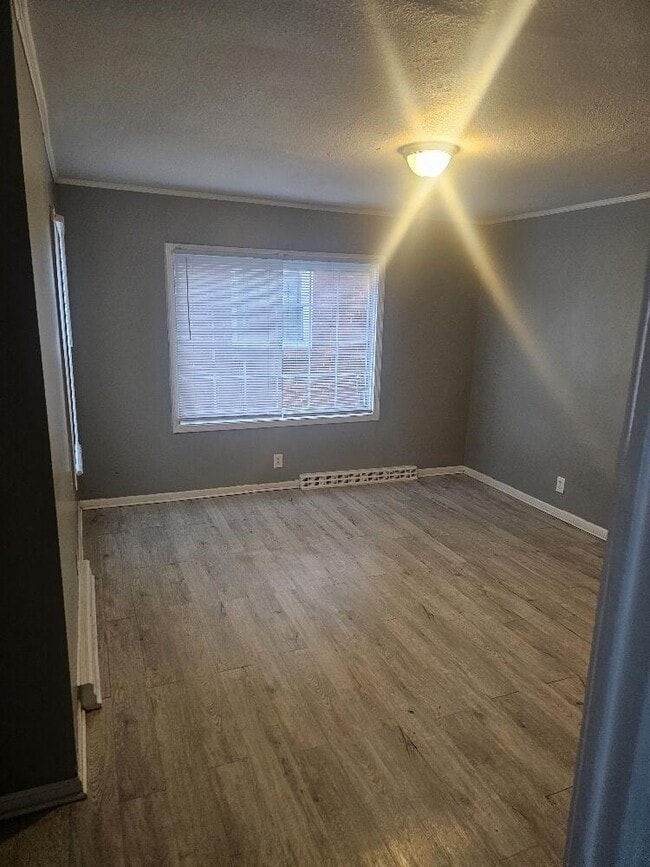 Building Photo - 18417 Glastonbury Rd