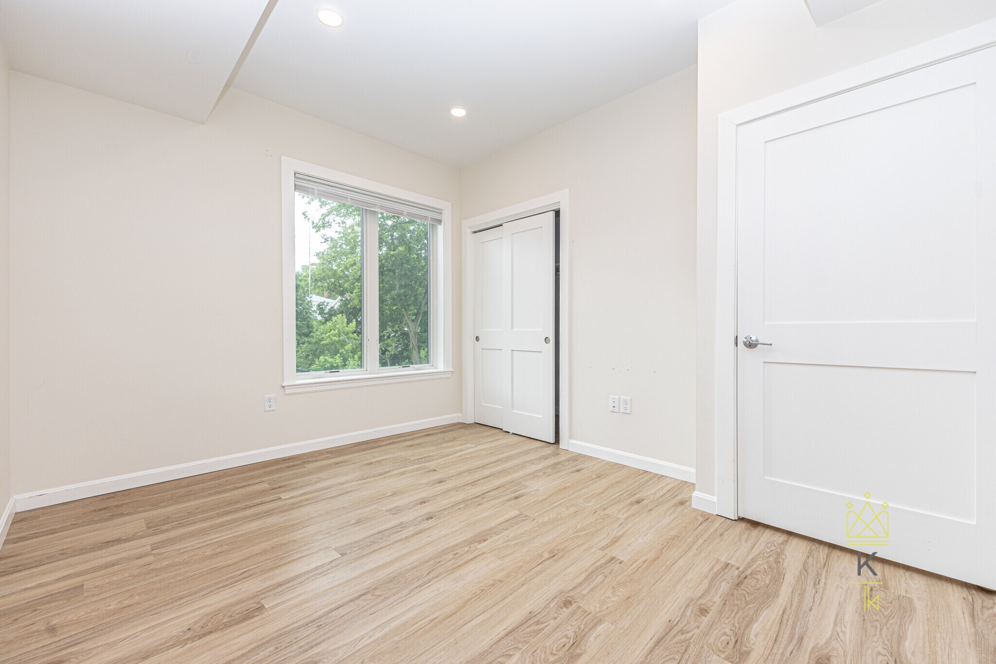 Building Photo - 458 Washington St